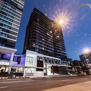 Newstead Apartment
