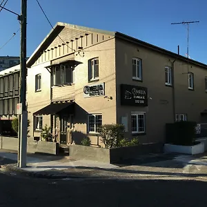 Amelia Boutique Брисбен